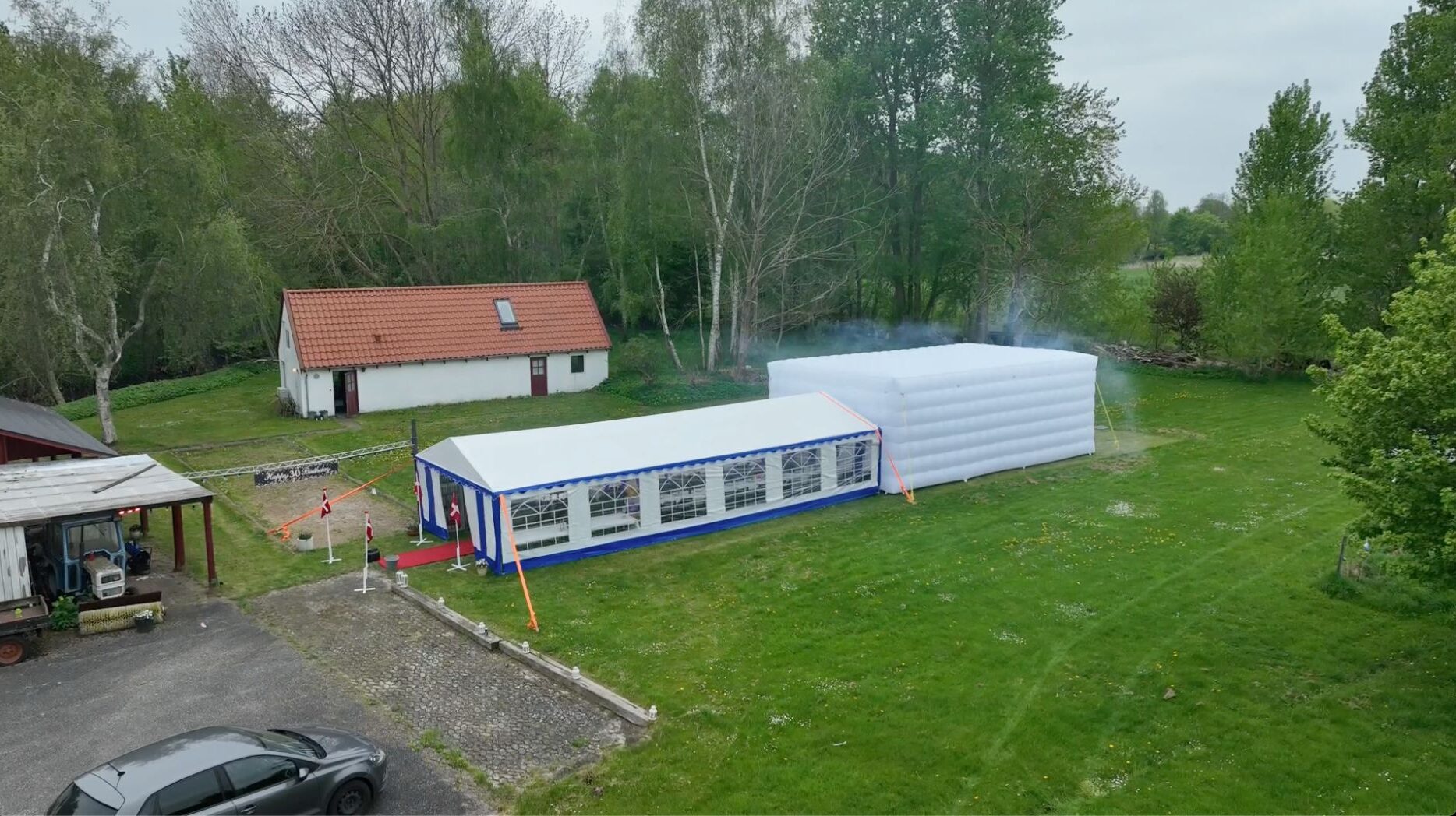 Lej telt Pris på udlejning af telt festtelt udlejning i Ølstykke billig teltudlejning
