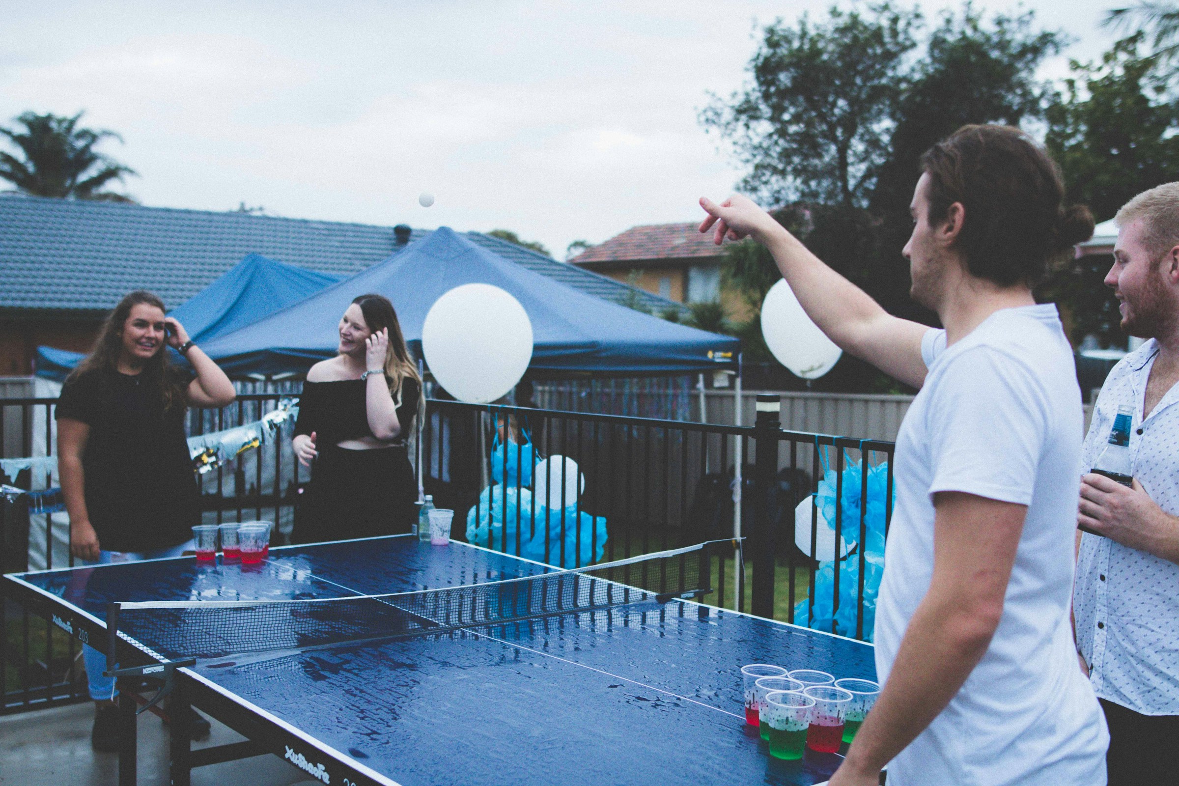 Lej beer pong bord beer pong udljening beer pong bord